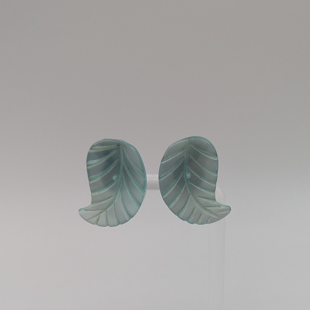 Vintage Seafoam Green Carved Leaf Clip On Earrings Pearlescent Lucite Aqua